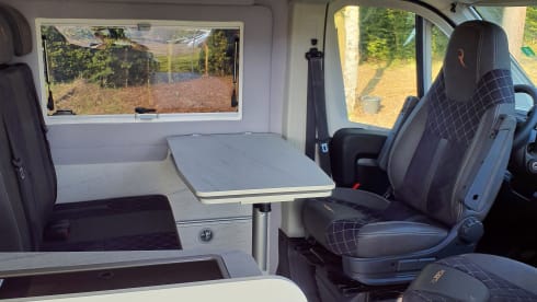 4p Other bus from 2024