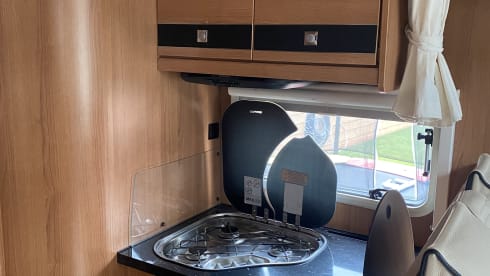 LMC Breezer – 4p LMC Teilintegrierter ab 2013