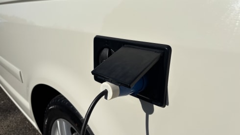 4-person Volkswagen California bus camper T5