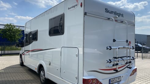 Bono – Family camper with pull-down bed and length beds