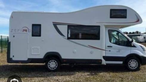 Rollerteam  – 6 berth Roller Team alcove from 2017