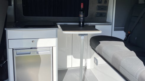 Betty – 4 Berth VW T6 Camper - South West