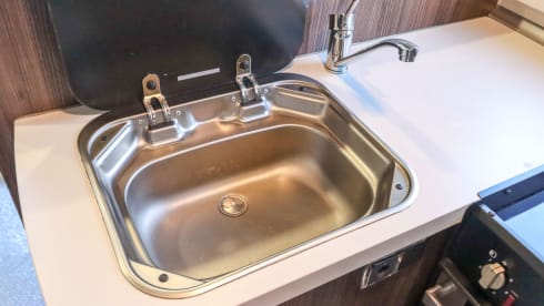 The memory maker  – Stilvolles Benimar Mileo mit 4 Schlafplätzen, kostenloses WLAN, flexible Abholung/Rückgabe