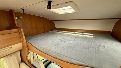 Lola Frisia 2 – 4p Carado alcove uit 2012