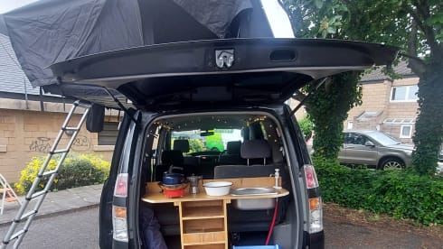 Gerald  – 4 berth Toyota rooftop safari tent  price includes insurance !