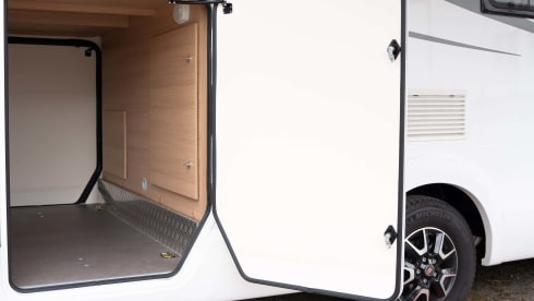 Franky – Rent Me:)