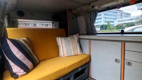 Nebula – VW campervan T4, 4 pers