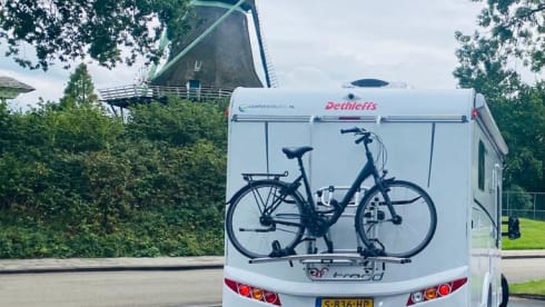 DUIN – Dethleffs Just 90 T7052 EBL Manual transmission | 2021 | 4 people