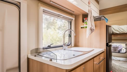 Mobile home with 6 sleeping places - My home is where my camper is