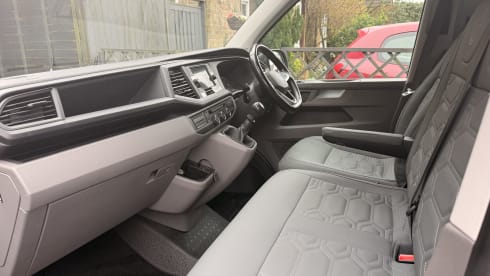 Derek – 4 berth Volkswagen campervan from 2022