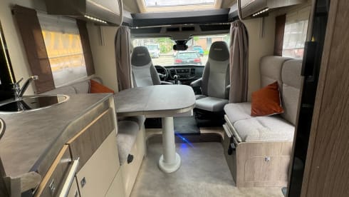 Luxury Camper from 2020 AUTOMATIC with 170 hp