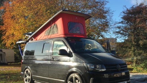 Black Beauty – Black beauty, our Vw T6 top of the range transporter 