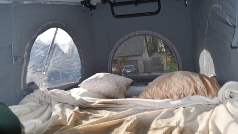 viacopa – 4p Ford campervan from 2024