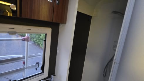 5p Adria Mobil semi-integrated uit 2016
