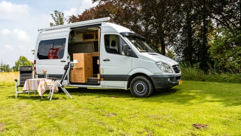 Bus de la Ville – 2p Mercedes campervan 