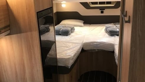 Knaus Sky wave 4p – Knaus Mobil semi-integral 4p from 2022 - air conditioning living area