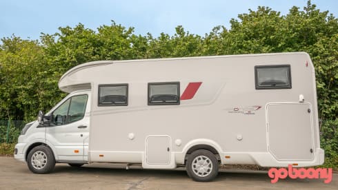 5p Ford semi-integrated 2022