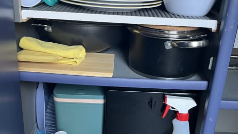 Fifty Shades –  Volkswagen Westfalia camper (4 persons)