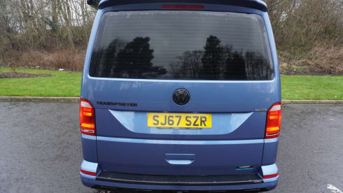 Wee Boo – 4 berth Volkswagen campervan 