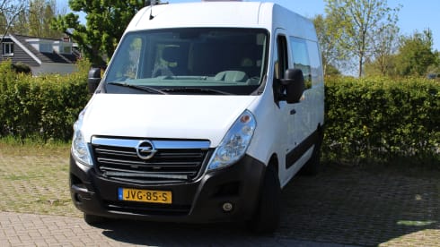 Renault-Bus mit 2 Sitzen aus dem Jahr 2017