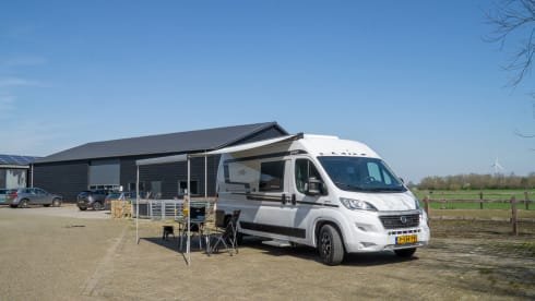 Luxe Laika bus uit 2021 – 2p Laika bus from 2021