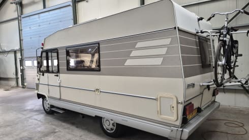 Hurbey π€© β πͺ΄πͺ΄ Off grid retro Hymer ππ