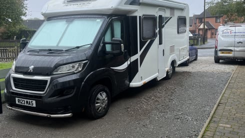 4-Bett-Bailey-Bus von 2016