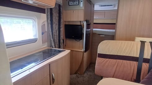 4p Bürstner semi-integrated uit 2010