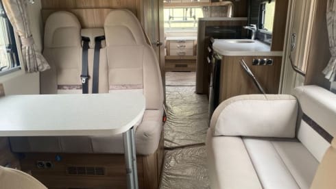 4 berth Swift Kon Tiki Luxury Twin Axle