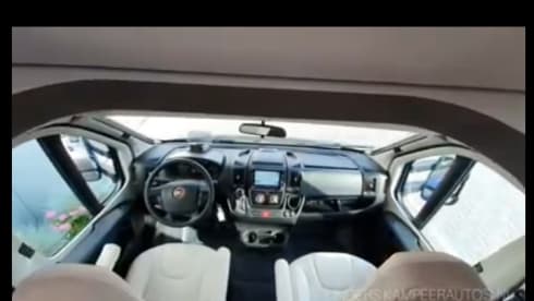 Top Camper met top aanbieding tot 40% korting. – 2of4 pers. Fiat Alcove from 2020 Automatic  