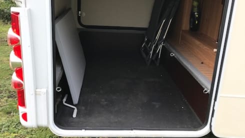 corado – With the family on a camper trip in this spacious Fiat