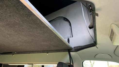 4-Sitzer Volkswagen Wohnmobil aus dem Jahr 2017