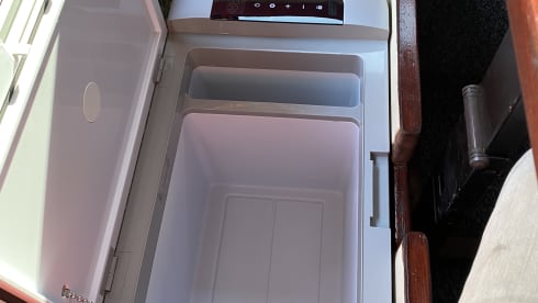 2 pers. kampeerbus – 2p Ford campervan from 2003