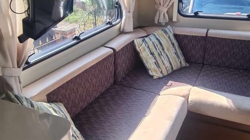 Marlene – 6 Berth Fiat Roller Team 746