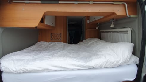 Isriya Camper verhuur door Takky – 2p Pössl bus from 2008