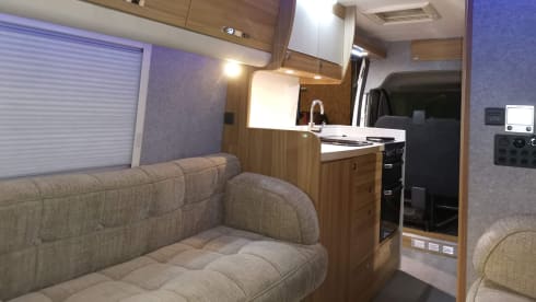 Lorna Marie – Luxury 3 Birth Camper 