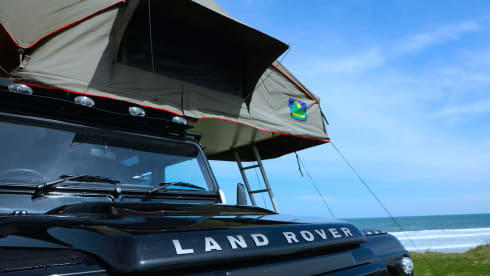 ARMSTRONG – Land Rover Defender 110 with Rooftop Tents & Awning  | Carries 5 & Sleeps 5