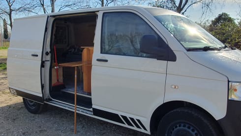 Bornfree  – Bornfree, adventure camper van