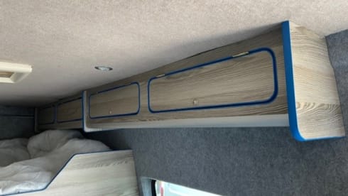 Large 5 berth Iveco Daily Campervan 7 belted seats 