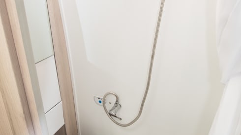 Spacious 2 berth Toleno L (Manchester)