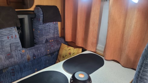 4p Chausson integrated uit 2005