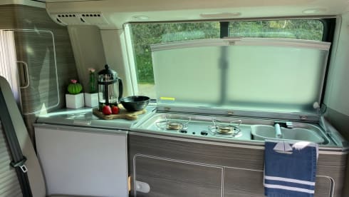 Orca – VW California: Ocean - 4 berth. Automatic