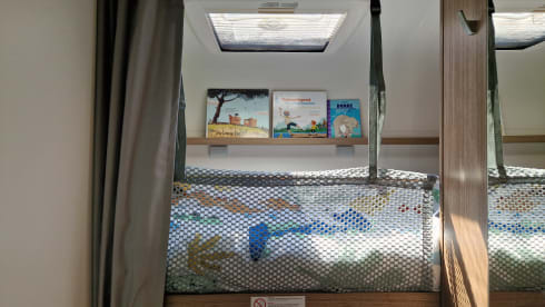 Nieuwe 5p Carado familiecamper 