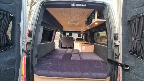 Daisy – High top ford transit campervan 