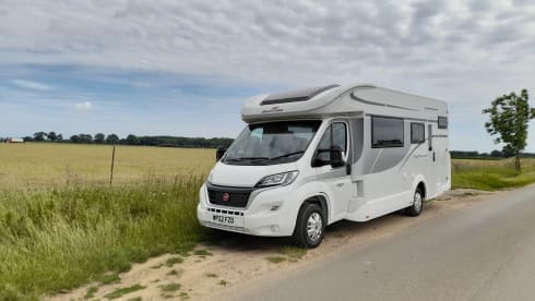 Roller Team Autoroller 707 luxury motorhome
