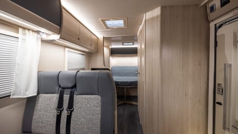 2025 Auto Trail Expedition C71