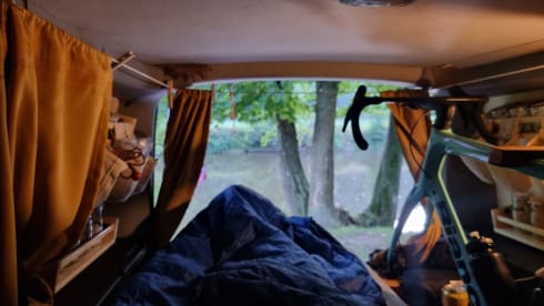 Fiat Doblo Malibu – Hobo/stealth/semi offgrid mini camper.