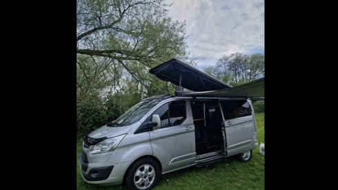 High Spec Ford transit custom camper van (Automatic)