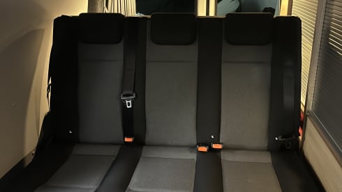 Lekkercamperen – 4-sitziger Volkswagen-Bus aus dem Jahr 2015