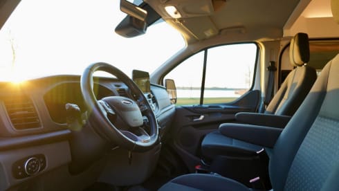 2-seater Ford bus from 2018